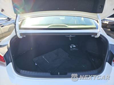 2024 Hyundai Elantra Hybrid Blue - zdjęcie 16 z 29 - miniatura