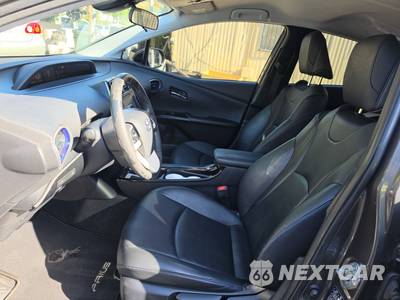 2016 Toyota Prius Three Touring - zdjęcie 7 z 37 - miniatura