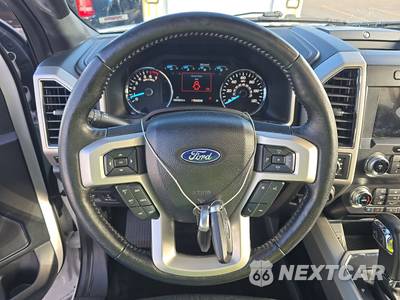 2019 Ford F-150 Lariat Crew Cab Short Bed - zdjęcie 10 z 35 - miniatura