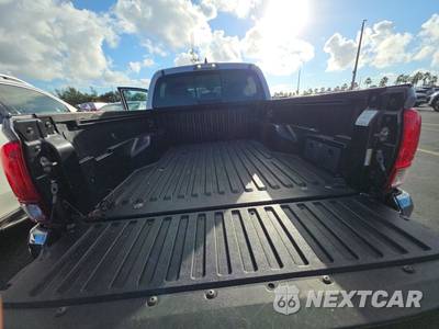 2020 Toyota Tacoma SR5 Crew Cab Medium Bed - zdjęcie 16 z 42 - miniatura