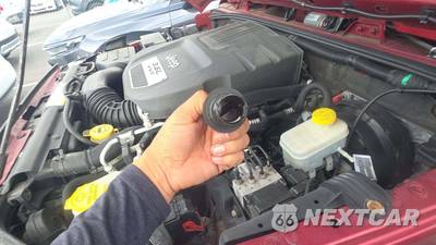2012 Jeep Wrangler Sport - zdjęcie 18 z 42 - miniatura