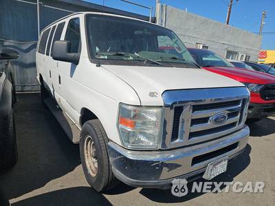 2014 Ford Super Duty E-350 Wagon XLT 138.0" WB - zdjęcie 3 z 39 - miniatura