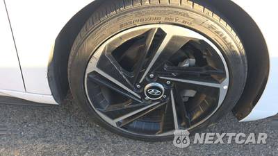 2022 Hyundai Elantra N Line - zdjęcie 28 z 32 - miniatura