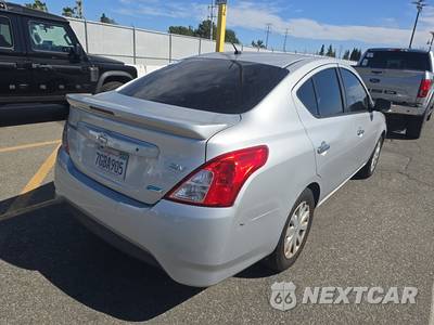 2015 Nissan Versa SV - zdjęcie 4 z 46 - miniatura