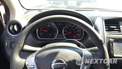 2015 Nissan Versa SV - zdjęcie 29 z 46 - miniatura