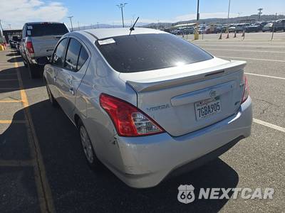 2015 Nissan Versa SV - zdjęcie 6 z 46 - miniatura
