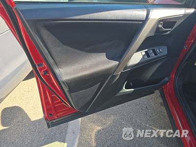 2015 Toyota RAV4 LE - zdjęcie 9 z 35 - miniatura