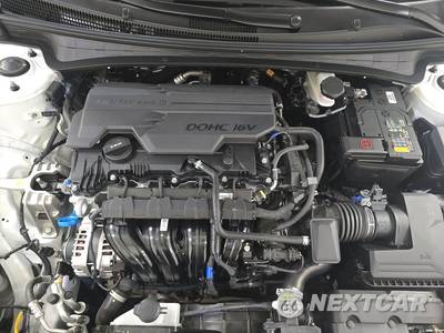 2026 Hyundai Elantra SEL Sport - zdjęcie 15 z 25 - miniatura