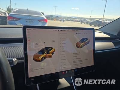 2018 Tesla Model 3 Mid Range - zdjęcie 12 z 36 - miniatura