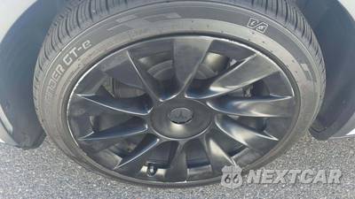 2021 Tesla Model Y Long Range - zdjęcie 21 z 31 - miniatura