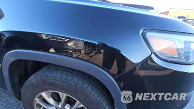 2019 Jeep Cherokee Latitude Plus - zdjęcie 18 z 37 - miniatura