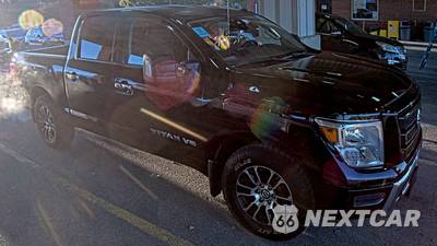 2020 Nissan TITAN SV Crew Cab Short Bed - zdjęcie 3 z 40 - miniatura