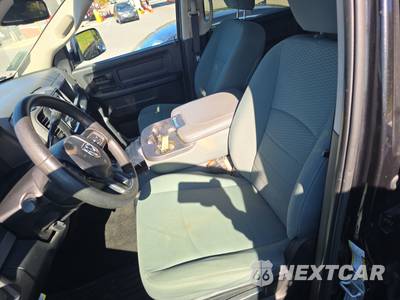 2015 Ram 3500 Tradesman Crew Cab Medium Bed - zdjęcie 7 z 17 - miniatura