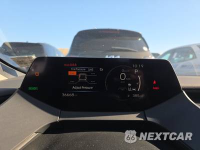 2023 Toyota Prius LE - zdjęcie 12 z 61 - miniatura