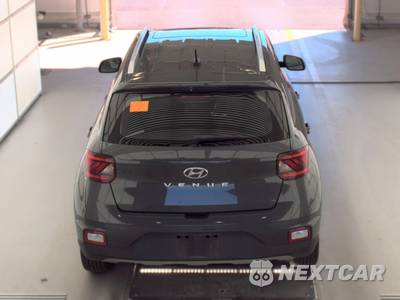 2025 Hyundai Venue SEL - zdjęcie 5 z 31 - miniatura