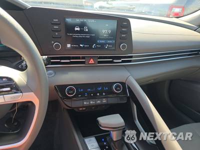 2026 Hyundai Elantra Hybrid Blue - zdjęcie 11 z 27 - miniatura