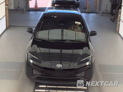 2023 Toyota Prius LE - zdjęcie 2 z 57 - miniatura