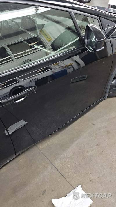 2023 Toyota Prius LE - zdjęcie 46 z 57 - miniatura