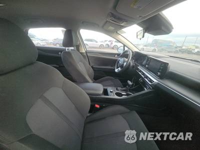 2023 Kia K5 LXS - zdjęcie 8 z 33 - miniatura