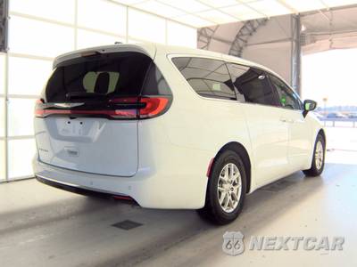 2026 Chrysler Pacifica Select 121.6" WB - zdjęcie 4 z 27 - miniatura