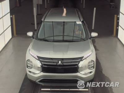 2025 Mitsubishi Outlander SE - zdjęcie 2 z 33 - miniatura
