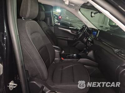 2025 Ford Escape Active - zdjęcie 8 z 29 - miniatura