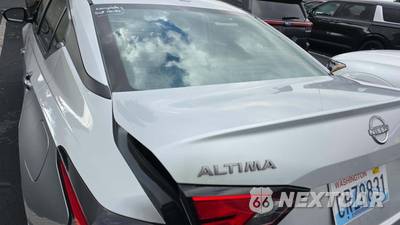 2025 Nissan Altima SV - zdjęcie 31 z 34 - miniatura