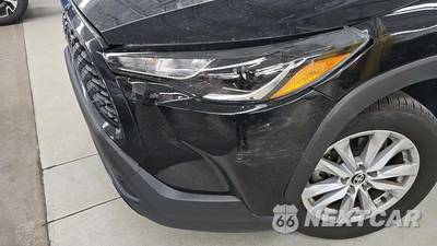 2024 Toyota Corolla Cross LE - zdjęcie 38 z 45 - miniatura