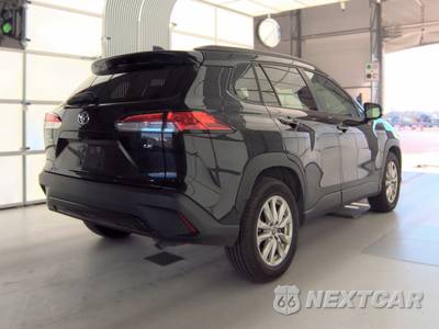 2024 Toyota Corolla Cross LE - zdjęcie 4 z 45 - miniatura