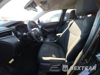 2024 Toyota Corolla Cross LE - zdjęcie 7 z 45 - miniatura
