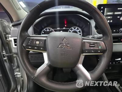 2025 Mitsubishi Outlander Trail Edition - zdjęcie 10 z 25 - miniatura