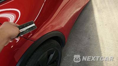 2025 Toyota Prius LE - zdjęcie 36 z 37 - miniatura