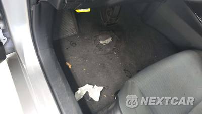 2023 Toyota Prius LE - zdjęcie 28 z 49 - miniatura
