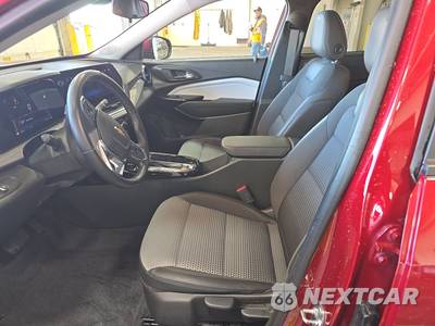 2025 Chevrolet Trax LT - zdjęcie 7 z 32 - miniatura