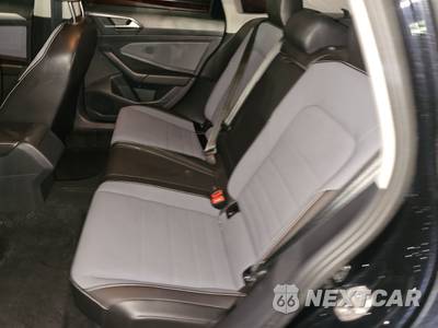 2025 Volkswagen Jetta SE - zdjęcie 13 z 31 - miniatura