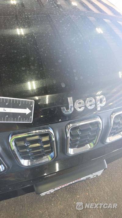 2025 Jeep Compass Latitude - zdjęcie 24 z 25 - miniatura