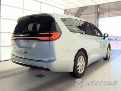 2026 Chrysler Pacifica Select 121.6" WB - zdjęcie 4 z 31 - miniatura