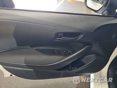 2026 Toyota Corolla LE Sedan - zdjęcie 3 z 21 - miniatura