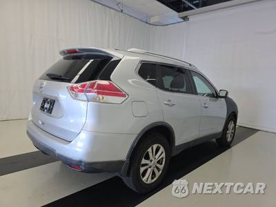 2016 Nissan Rogue SV - zdjęcie 4 z 36 - miniatura