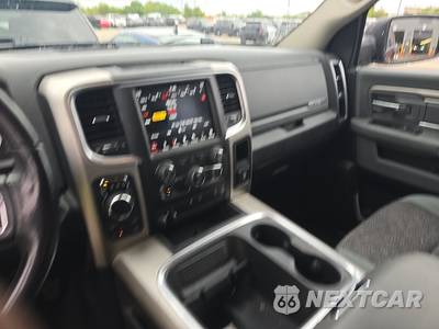 2018 Ram 1500 Lone Star Crew Cab Short Bed - zdjęcie 11 z 30 - miniatura