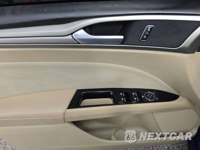 2015 Ford Fusion SE - zdjęcie 9 z 18 - miniatura
