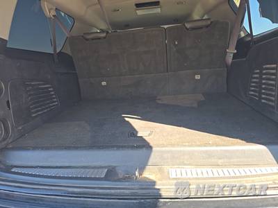 2016 Chevrolet Suburban 1500 LTZ 1LZ - zdjęcie 17 z 32 - miniatura