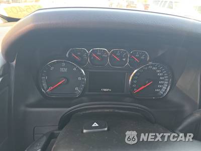 2018 Chevrolet Suburban 1500 LT 1LT - zdjęcie 12 z 30 - miniatura