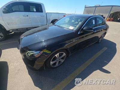 2019 Mercedes-Benz E 300 Sedan - zdjęcie 1 z 24 - miniatura