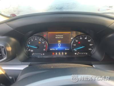 2020 Ford Explorer XLT - zdjęcie 12 z 33 - miniatura