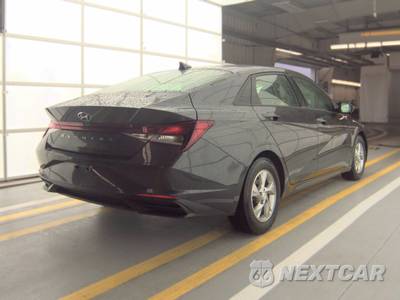 2021 Hyundai Elantra SE - zdjęcie 4 z 31 - miniatura