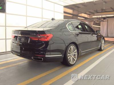2019 BMW 7 Series Sedan 750i xDrive - zdjęcie 4 z 34 - miniatura