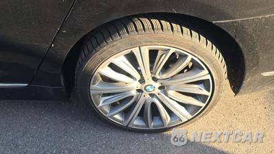 2019 BMW 7 Series Sedan 750i xDrive - zdjęcie 28 z 34 - miniatura