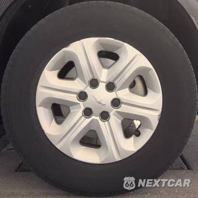 2017 Chevrolet Traverse LS 1LS - zdjęcie 29 z 33 - miniatura