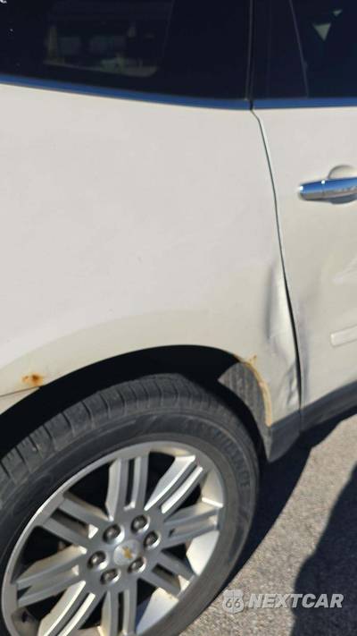 2014 Chevrolet Traverse LT 1LT - zdjęcie 33 z 37 - miniatura